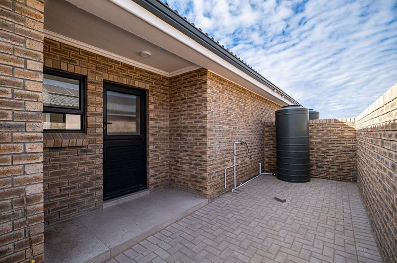 2 Bedroom Property for Sale in C Place Eastern Cape